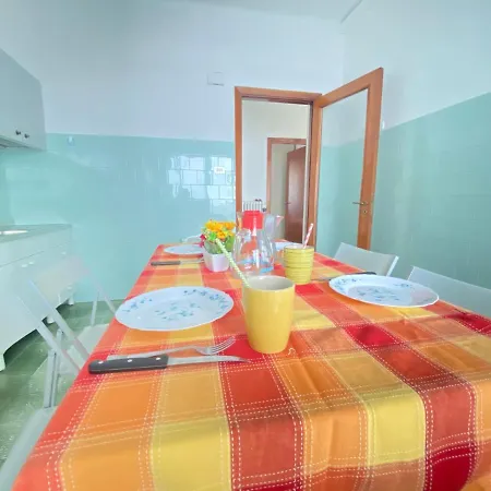 Lungomare Apartament Lido Apartment *